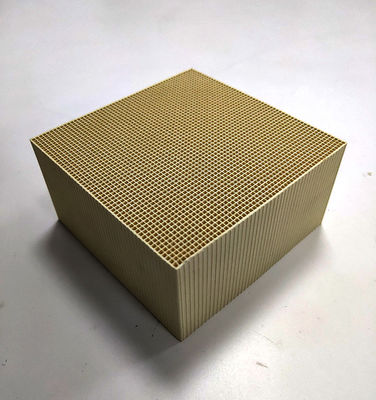 I catalizzatori volatili 300 Cpsi dell'ossidazione dei composti organici di RCO rimuovono il gas di scarico dell'industria