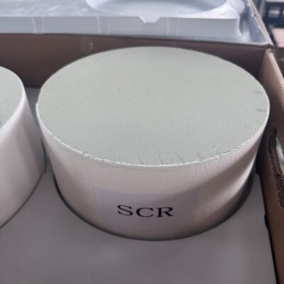 comprare Catalizzatore SCR a bassa espansione termica e alta resistenza meccanica a cordierite rotonda per macchine non stradali 263*127 fabbricazione online