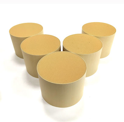 comprare Substrato SCR a nido d'ape ceramico Euro 3 da 300 CPSI | Produttore di convertitori catalitici fabbricazione online