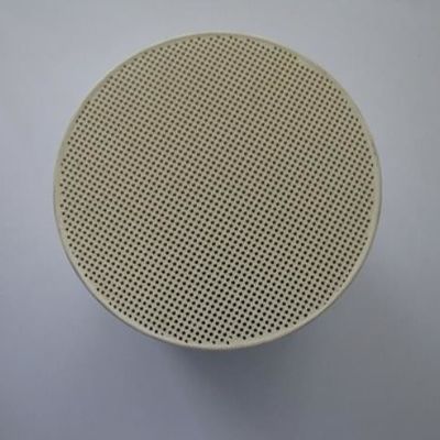 comprare Catalizzatore ceramico dello scarico dell'automobile della struttura di favo del trasportatore di catalizzatore della cordierite fabbricazione online